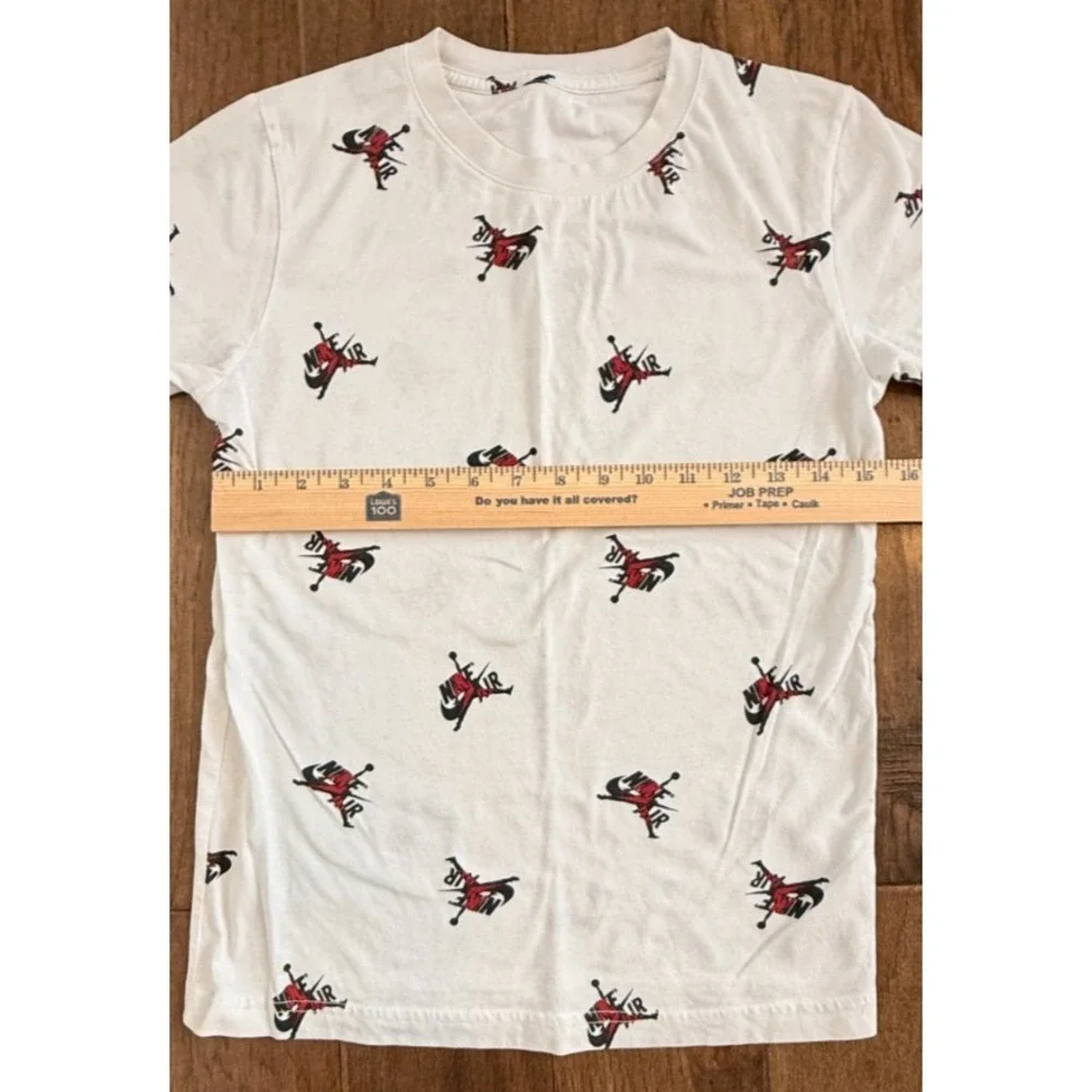 Nike Youth Medium T Shirt All Over Logo Air Graphic White Short Sleeve 10 12 yrs